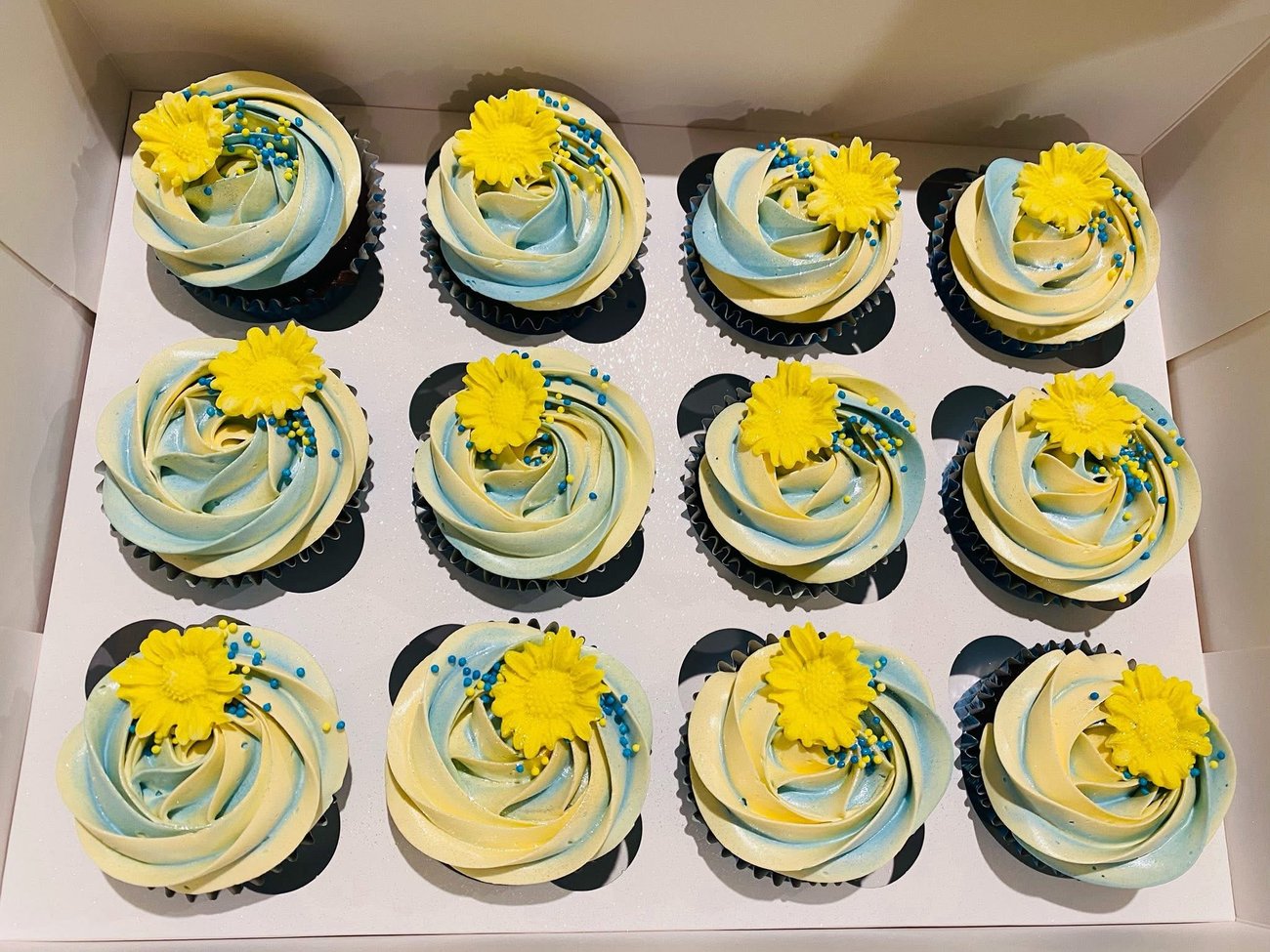 Cakes gallery image 31